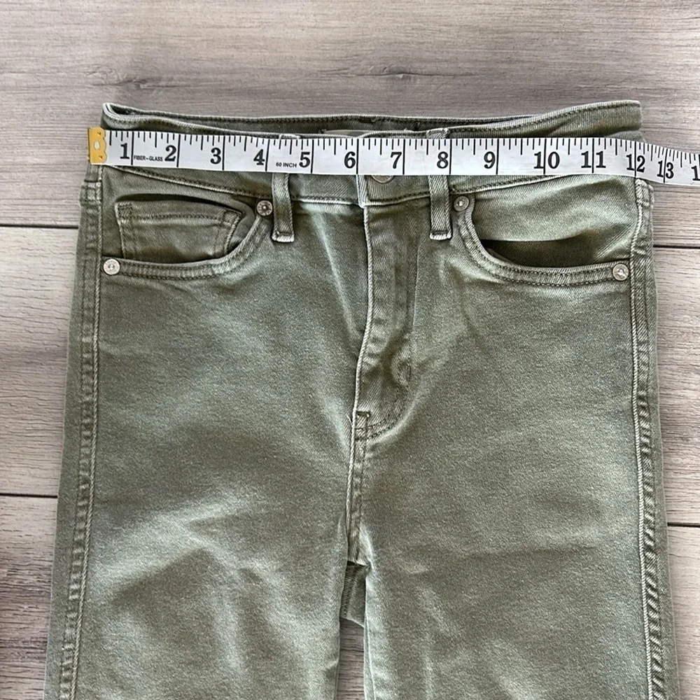Free People We the Free green skinny fit jeans size 26